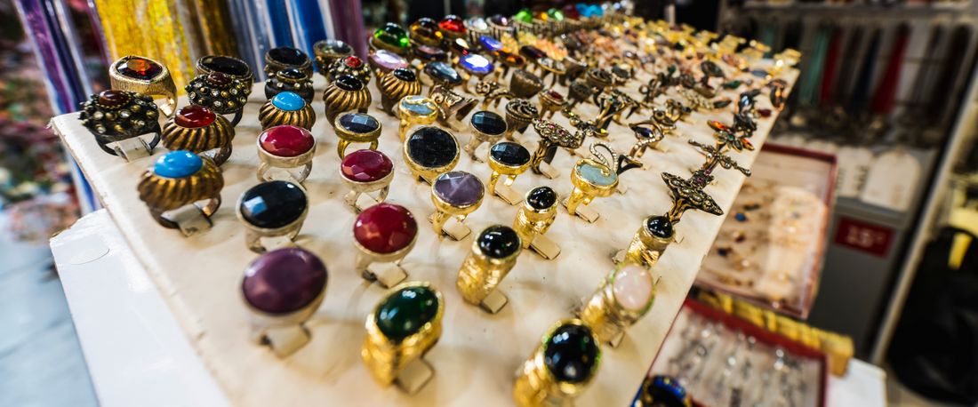 Elegant Jewelry Trends Every Woman Know About