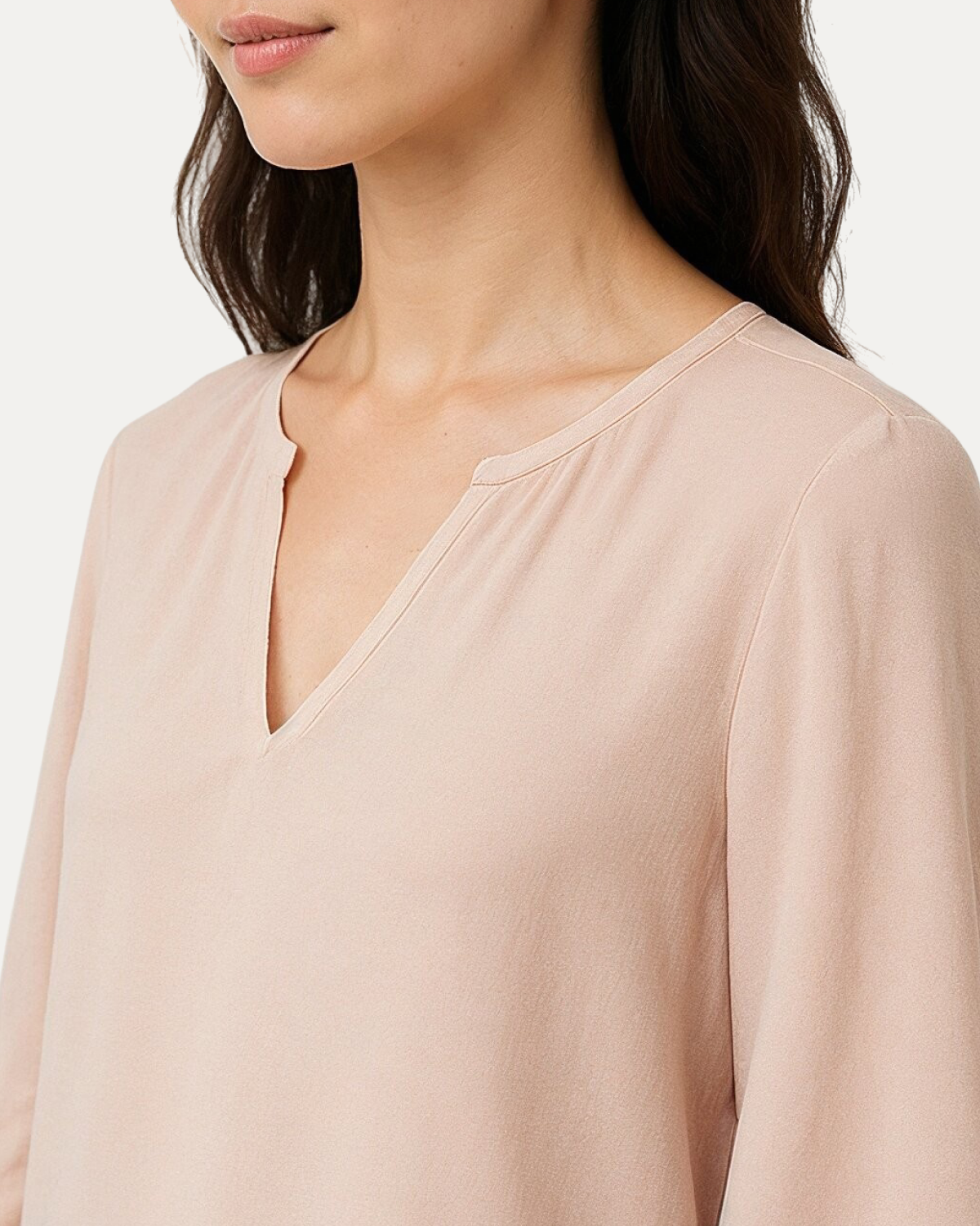 Lvory Whisper Kurti